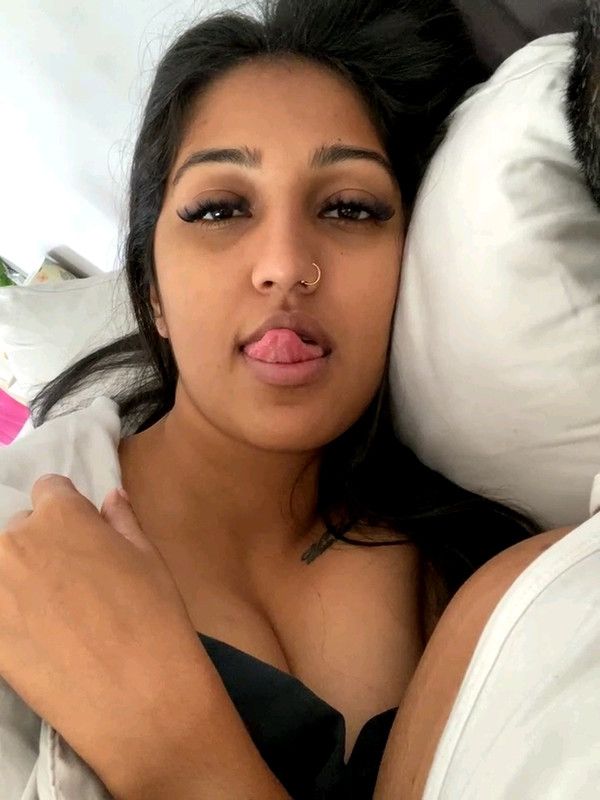 Aurora Maharaj Onlyfans Model BedTime with husband Video  