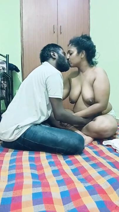 Tamil Desi Couples Romance kissing Desi mms desi sex Desi milf