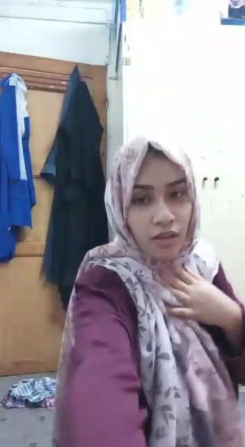 Hijabi girl full nude 