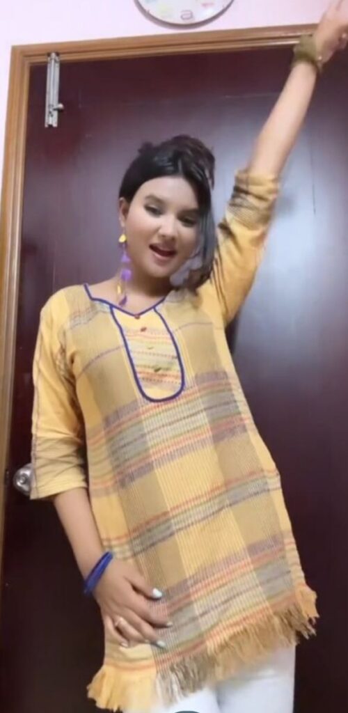 Indian girl blowjob 