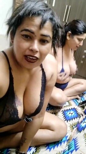 Preeti Puneet Soniya Gupta Nude 