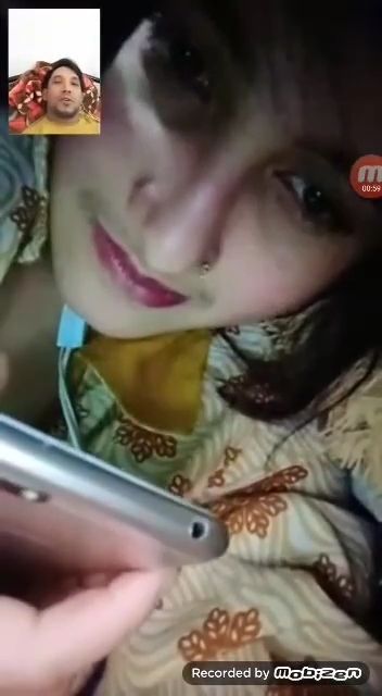 Desi Girl Pussy Show on video call 