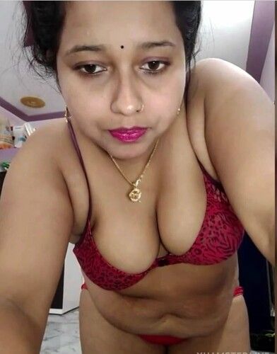 Bhabhi No 1 StripChat Nude